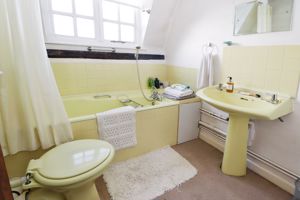 COLCHESTER ROAD- click for photo gallery